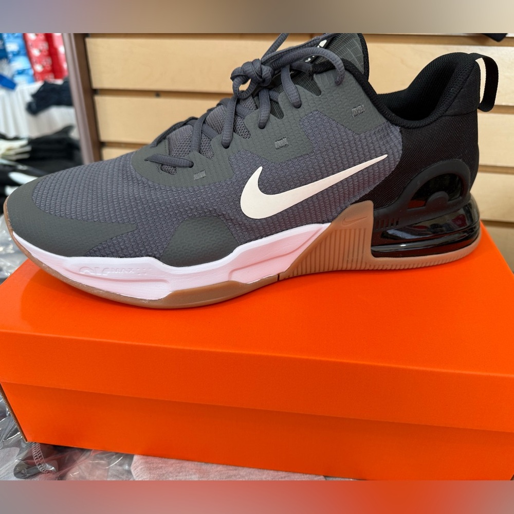 Nike Gray and Black AIR MAX ALPHA TRAINER